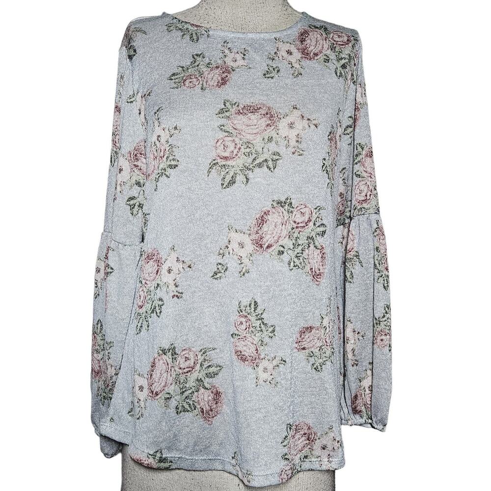 Gray Floral Lightweight Sweater Size Medium